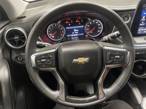 Used 2025 Chevrolet Blazer LT image 31