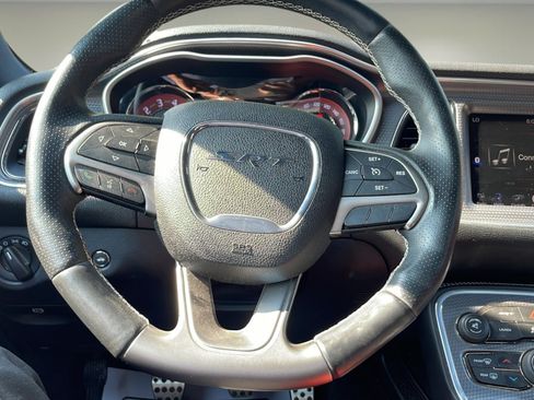 Used 2015 Dodge Challenger SRT Hellcat RWD image 12