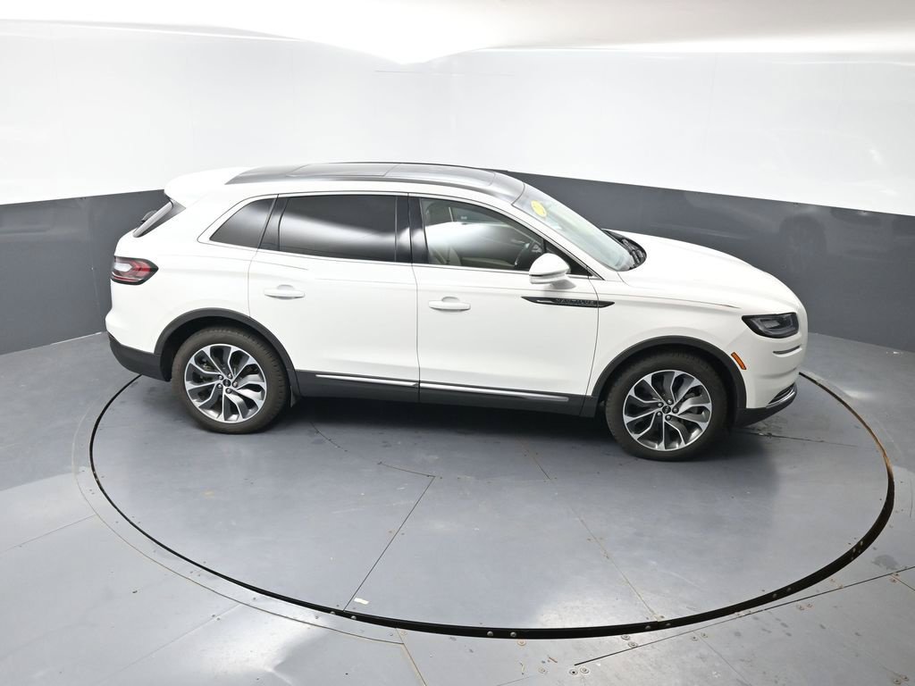 Used 2021 Lincoln Nautilus Reserve AWD/4WD image 42