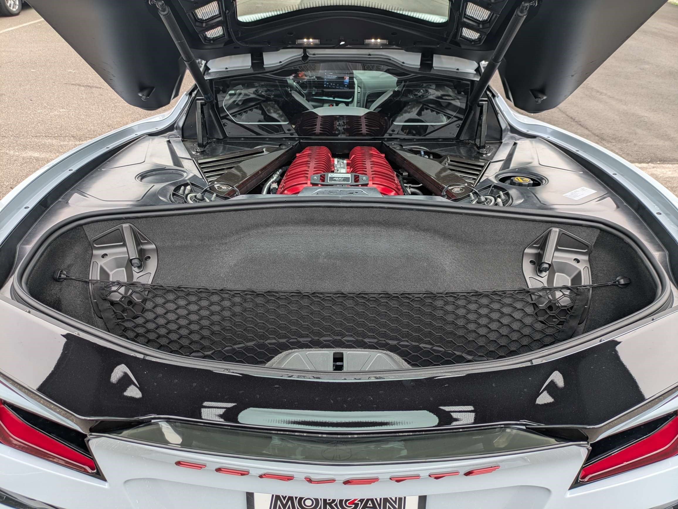 Used 2024 Chevrolet Corvette Z06 RWD image 11