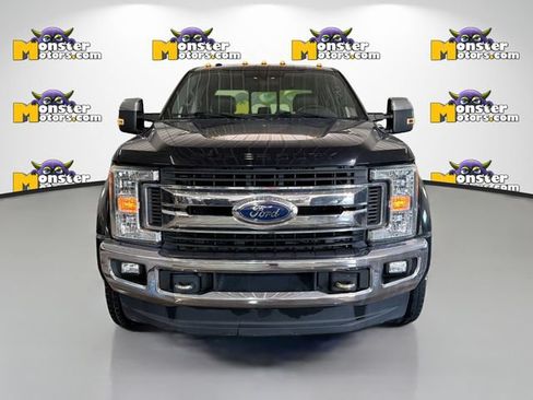 Used 2017 Ford F450 XLT w/ XLT Premium Package AWD/4WD image 2