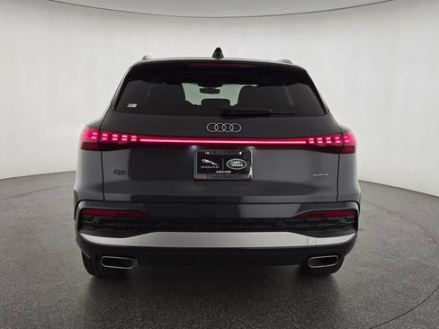 Used 2025 Audi Q5 Premium Plus AWD/4WD image 7