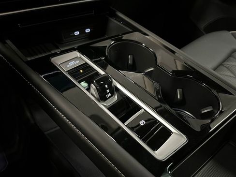 New 2026 Volkswagen Atlas SEL Premium R-Line image 14