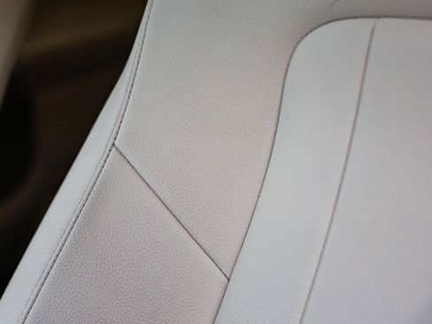 Certified 2022 Mercedes-Benz GLB 250 4MATIC image 25