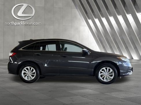 Used 2016 Acura RDX FWD w/ Technology Package image 4