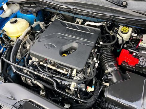 Used 2020 Ford Escape SE image 32