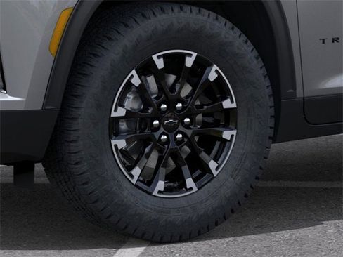 New 2026 Chevrolet Traverse Z71 image 9