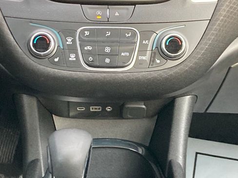 Used 2023 Chevrolet Malibu LT FWD image 12