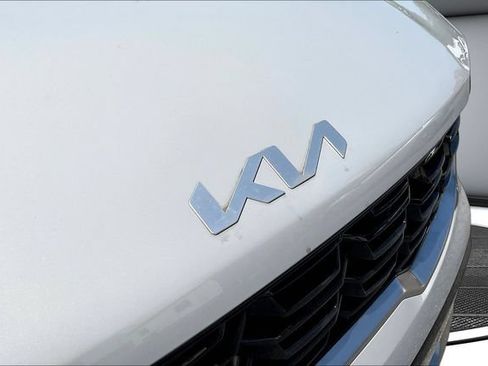 Used 2024 Kia Sorento S w/ Panoramic Sunroof Package FWD image 36