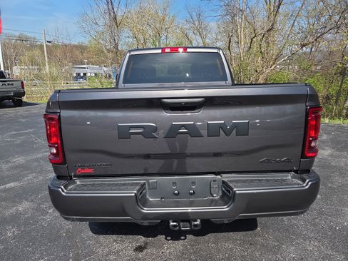 New 2026 RAM 2500 Big Horn AWD/4WD image 3