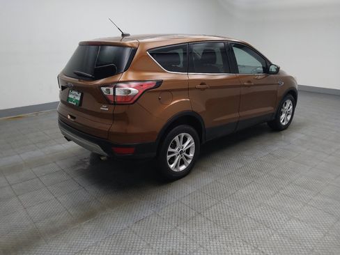 Used 2017 Ford Escape SE FWD image 10