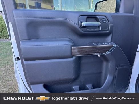 Used 2020 Chevrolet Silverado 1500 LT w/ Texas Edition image 16