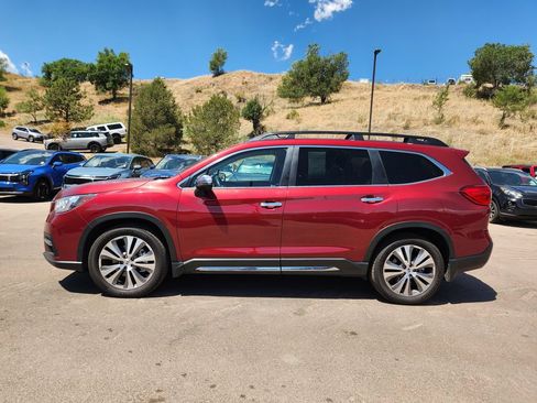 Used 2019 Subaru Ascent Touring AWD/4WD image 4