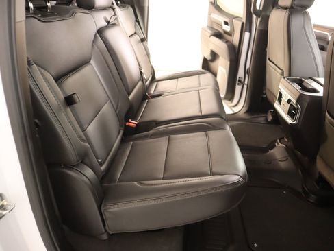 Used 2024 GMC Sierra 1500 Denali w/ Denali Reserve Package image 15