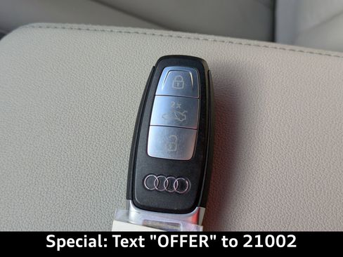 Used 2022 Audi Q4 e-tron Prestige image 39