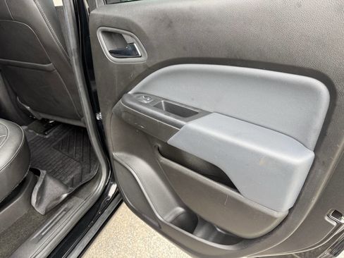 Used 2018 Chevrolet Colorado Z71 image 14