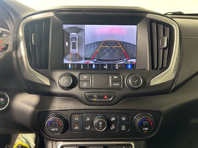 Used 2022 GMC Terrain SLT w/ Tech Package AWD/4WD image 22