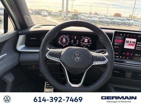 New 2026 Volkswagen Tiguan SE R-Line AWD/4WD image 19