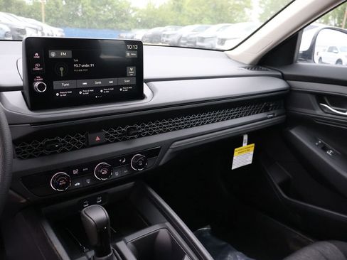 New 2026 Honda Accord LX image 31