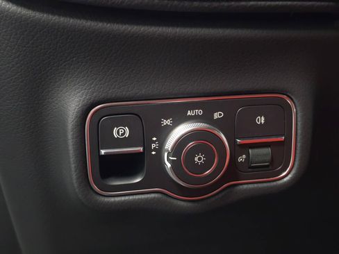 New 2026 Mercedes-Benz G 550 image 25