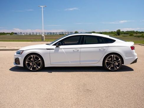 Used 2023 Audi S5 Premium Plus w/ Premium Plus Package AWD/4WD image 4