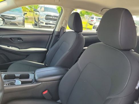 Certified 2024 Nissan Sentra S FWD image 19