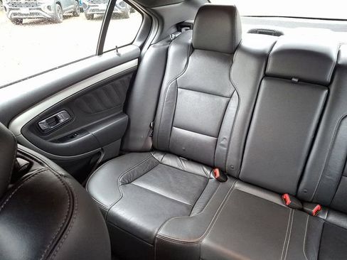 Used 2017 Ford Taurus SEL w/ Equipment Group 201A image 18