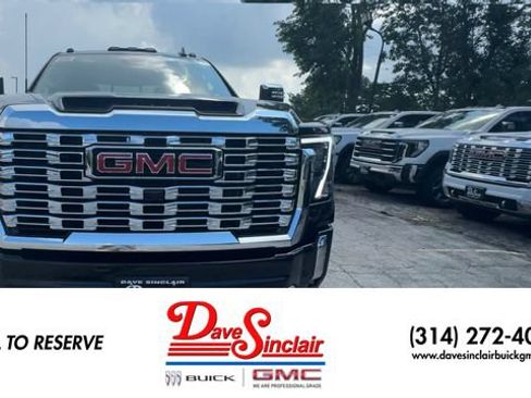 New 2026 GMC Sierra 3500 Denali w/ Denali Reserve Package AWD/4WD image 3