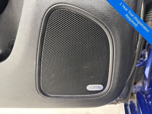 Used 2015 Chrysler 200 C w/ Navigation & Sound Group I image 17