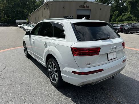 Used 2018 Audi Q7 3.0T Prestige image 3