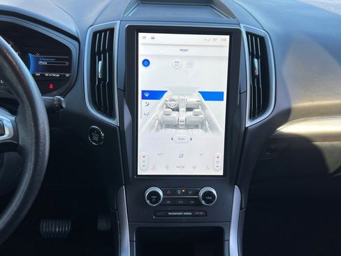 Used 2022 Ford Edge SEL image 20