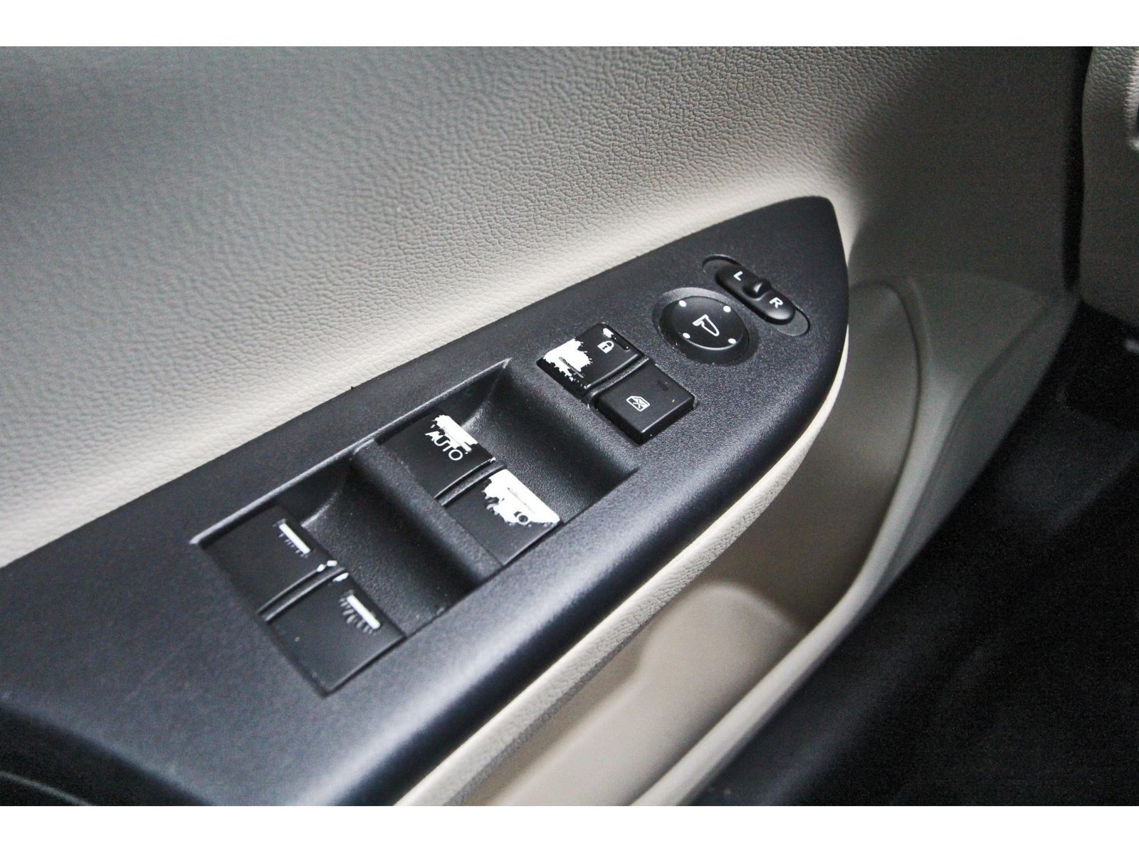 Used 2016 Honda Accord Touring image 22