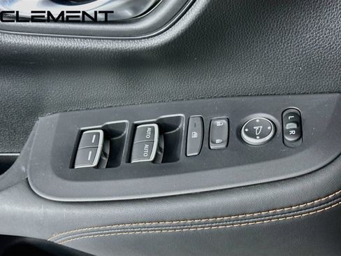 Used 2024 Honda HR-V Sport image 25