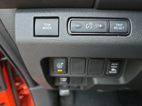 Used 2026 Nissan Frontier PRO-4X w/ Pro Premium Package AWD/4WD image 29