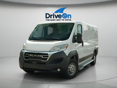 Used 2023 RAM ProMaster 2500 FWD image 3