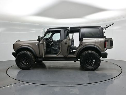 New 2025 Ford Bronco Outer Banks image 34