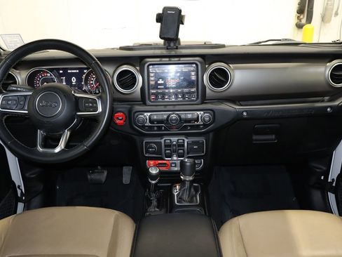 Used 2018 Jeep Wrangler Unlimited Rubicon image 29