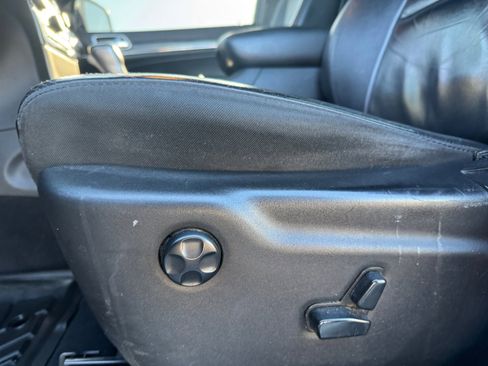 Used 2019 Jeep Grand Cherokee Limited image 15