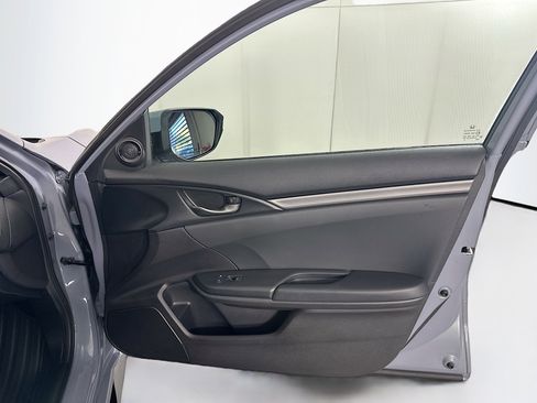 Used 2020 Honda Civic Sport image 29