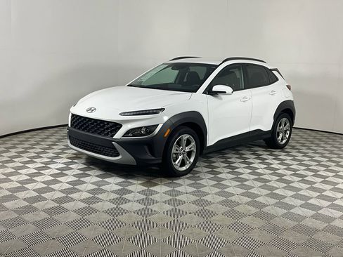 Used 2023 Hyundai Kona SEL FWD image 1