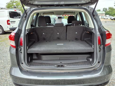 Used 2017 Ford C-MAX Energi SE image 19