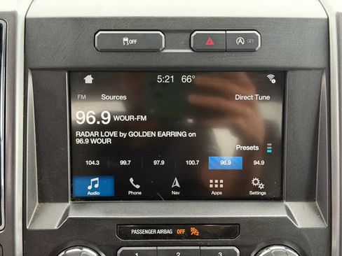 Used 2018 Ford F150 XLT w/ Equipment Group 302A Luxury AWD/4WD image 16