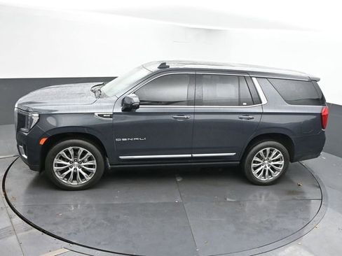 Used 2021 GMC Yukon Denali w/ Denali Premium Package image 45