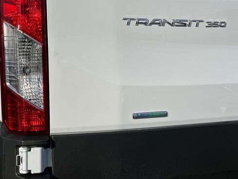 Used 2023 Ford Transit 350 XLT image 32