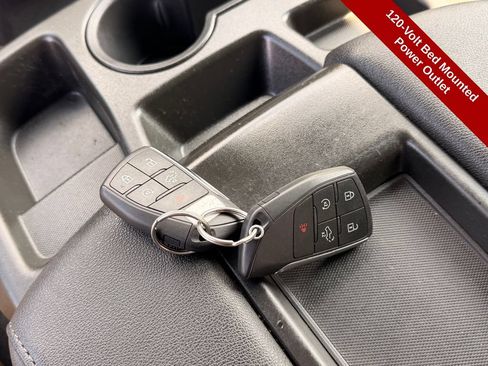 Used 2024 Chevrolet Silverado 1500 LT AWD/4WD image 30