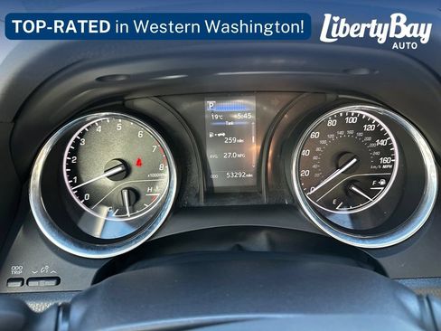 Used 2019 Toyota Camry SE FWD image 22
