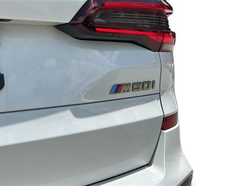 Used 2022 BMW X5 M50i w/ Executive Package AWD/4WD image 36
