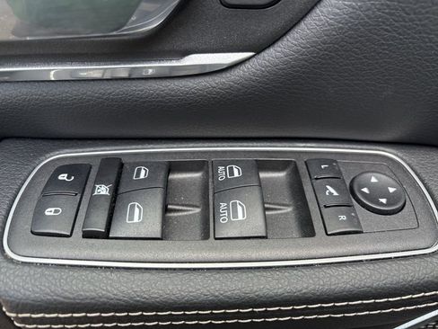 Used 2023 RAM 1500 Laramie image 22