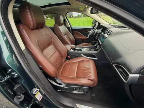 Used 2017 Jaguar F-PACE S AWD/4WD image 47