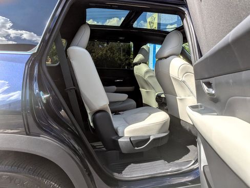 Used 2024 Toyota Grand Highlander AWD Hybrid image 52